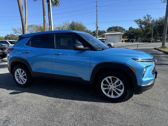 new 2025 Chevrolet TrailBlazer car, priced at $26,279