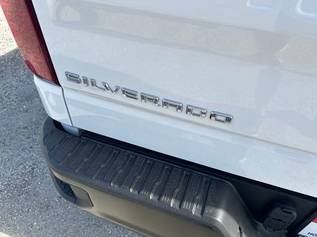 new 2025 Chevrolet Silverado 1500 car, priced at $39,004