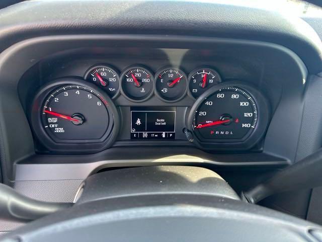 new 2025 Chevrolet Silverado 1500 car, priced at $39,004