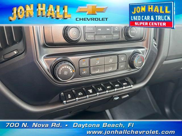 new 2024 Chevrolet Silverado 1500 car, priced at $52,622