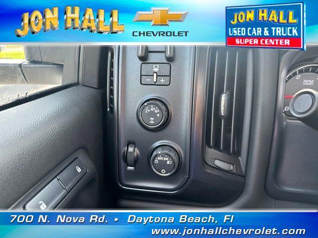 new 2024 Chevrolet Silverado 1500 car, priced at $52,622