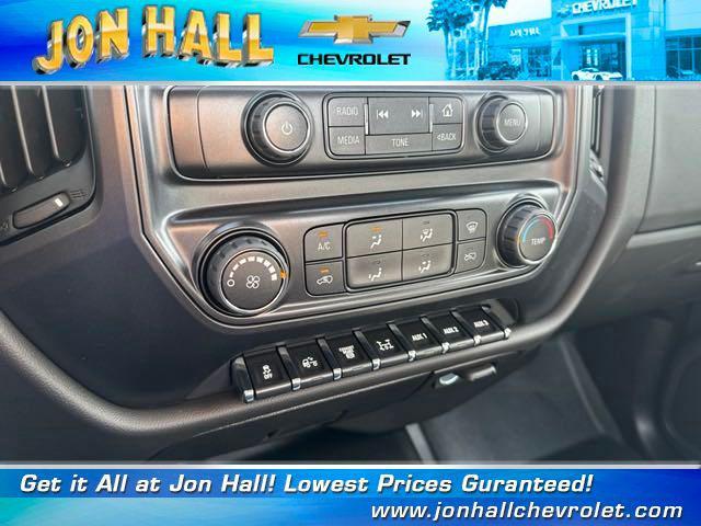 new 2024 Chevrolet Silverado 1500 car, priced at $52,622