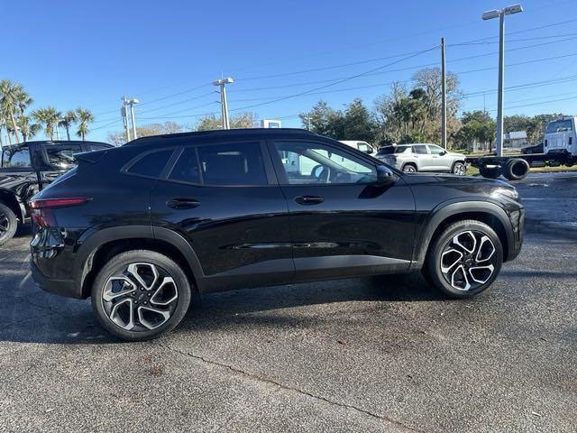 new 2025 Chevrolet Trax car, priced at $27,335