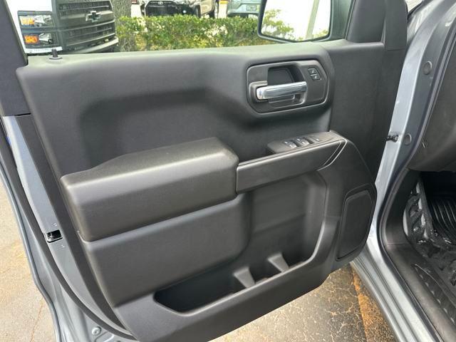 new 2025 Chevrolet Silverado 1500 car, priced at $38,684