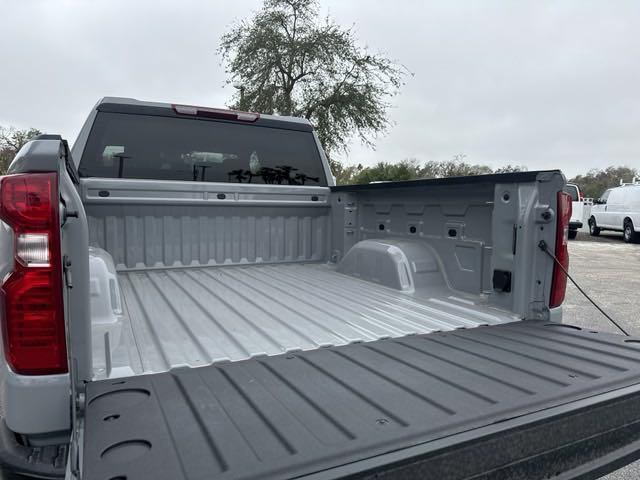 new 2025 Chevrolet Silverado 1500 car, priced at $43,190