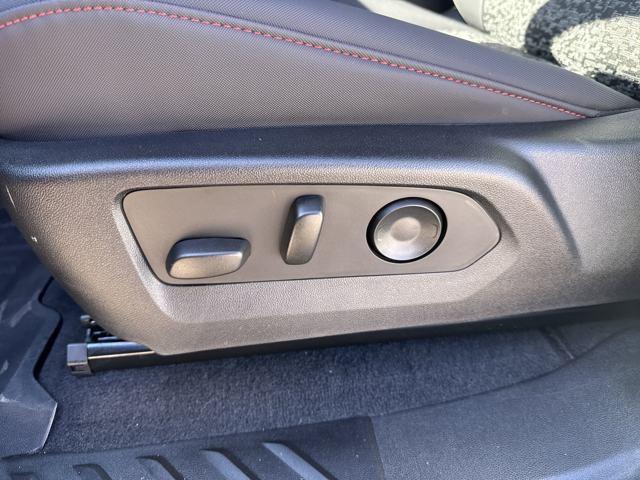new 2024 Chevrolet Colorado car, priced at $41,035
