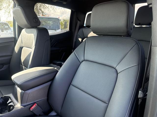 new 2025 Chevrolet Colorado car, priced at $39,020