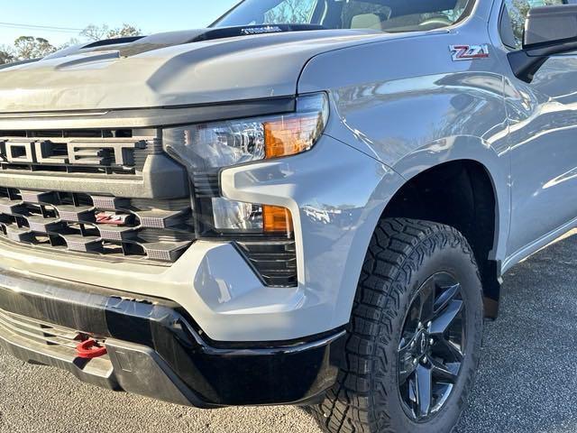 new 2025 Chevrolet Silverado 1500 car, priced at $42,988