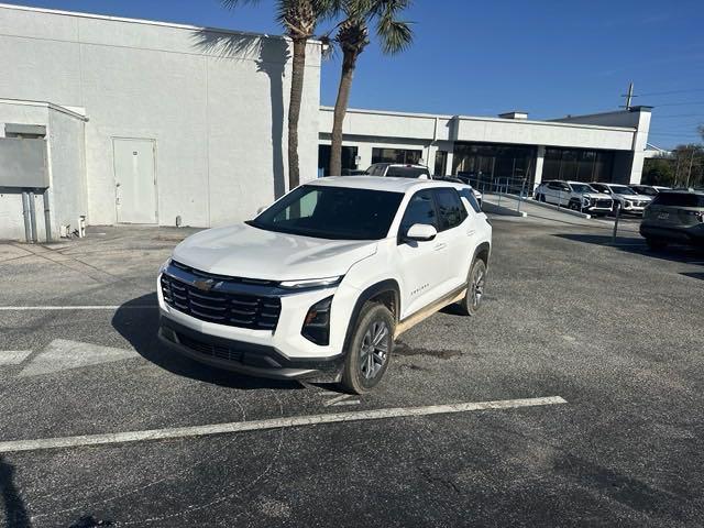 new 2025 Chevrolet Equinox car, priced at $23,995