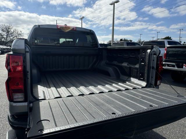 new 2025 Chevrolet Colorado car, priced at $38,615