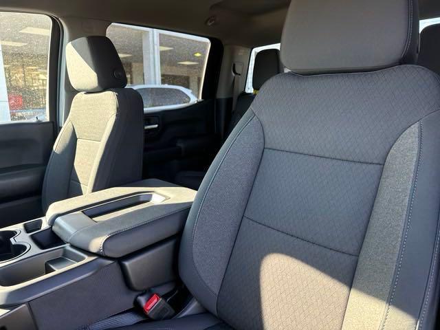 new 2025 Chevrolet Silverado 1500 car, priced at $43,538