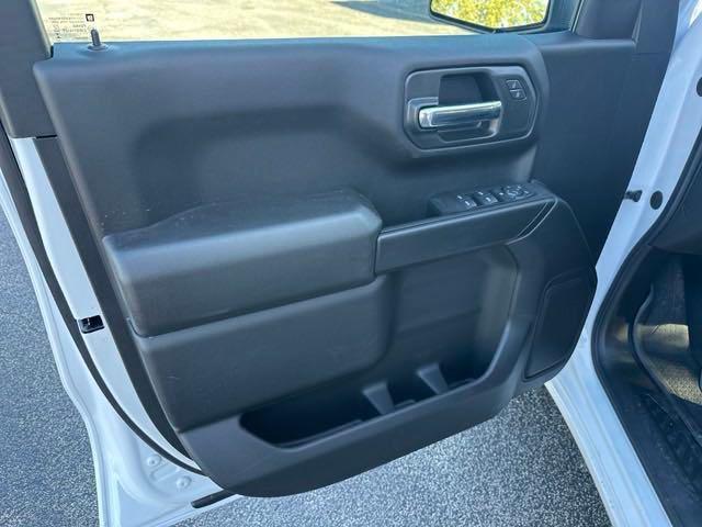 new 2025 Chevrolet Silverado 1500 car, priced at $43,909