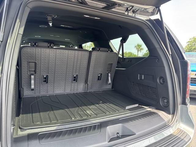 new 2025 Chevrolet Suburban car, priced at $64,900