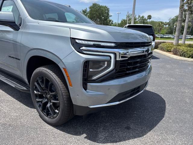 new 2025 Chevrolet Suburban car, priced at $64,900