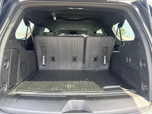 new 2025 Chevrolet Suburban car, priced at $64,900