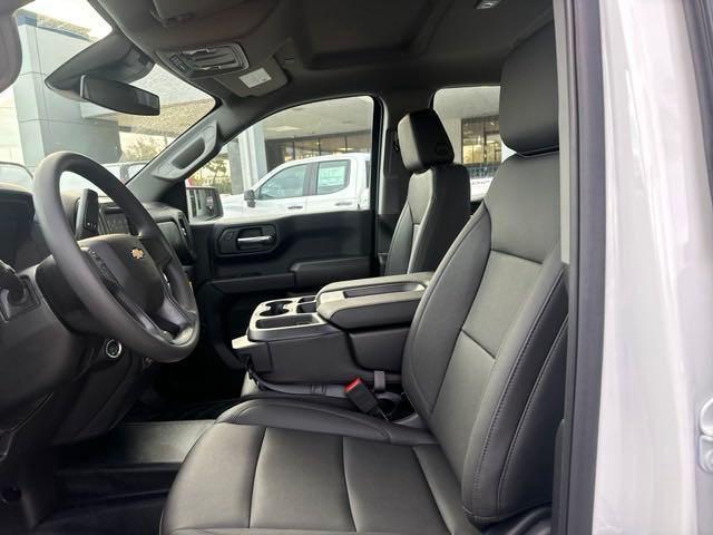 new 2025 Chevrolet Silverado 1500 car, priced at $38,054