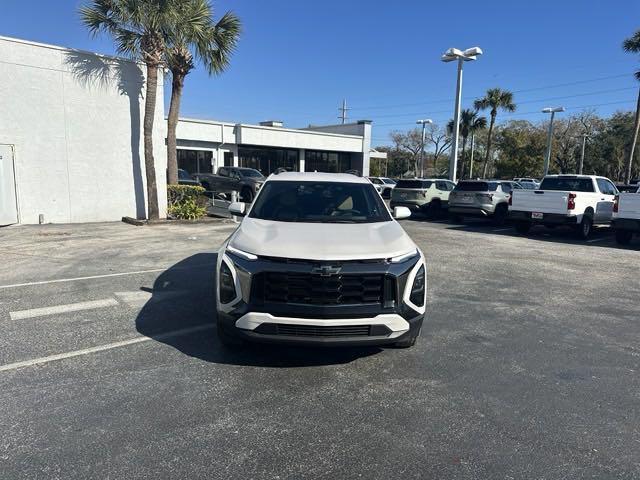 new 2025 Chevrolet Equinox car, priced at $29,340