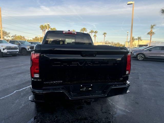 new 2024 Chevrolet Colorado car, priced at $39,305