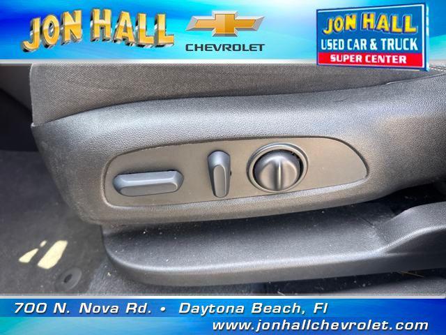 used 2022 Chevrolet Equinox car, priced at $20,968