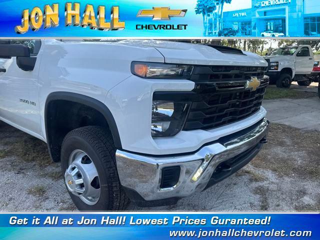 new 2025 Chevrolet Silverado 3500 car, priced at $55,757