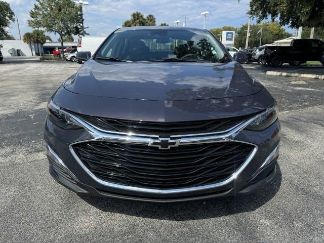 new 2025 Chevrolet Malibu car, priced at $23,570