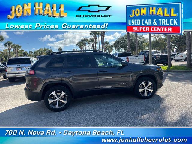 used 2022 Jeep Cherokee car, priced at $22,978