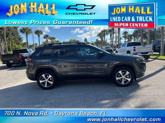 used 2022 Jeep Cherokee car, priced at $22,978