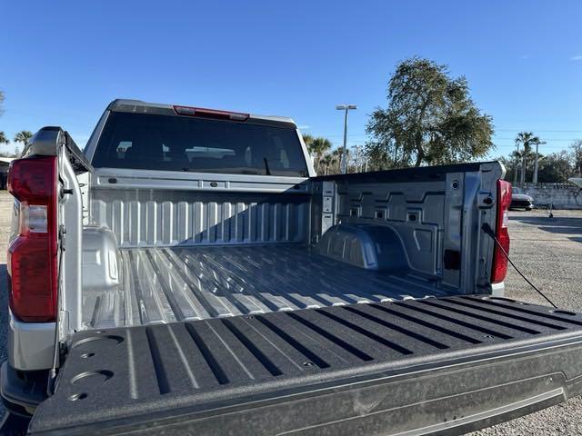 new 2025 Chevrolet Silverado 1500 car, priced at $42,988