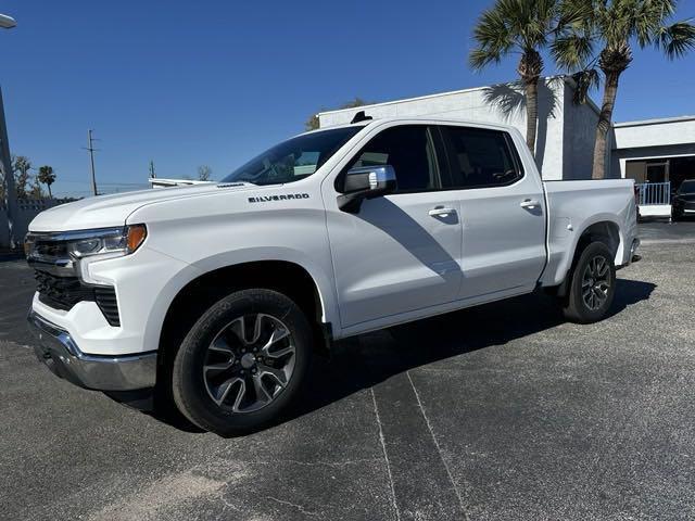 new 2025 Chevrolet Silverado 1500 car, priced at $43,032