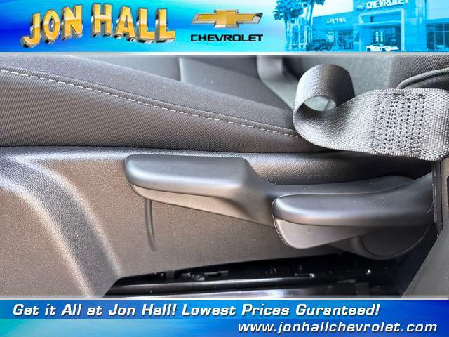 new 2025 Chevrolet Colorado car, priced at $41,115