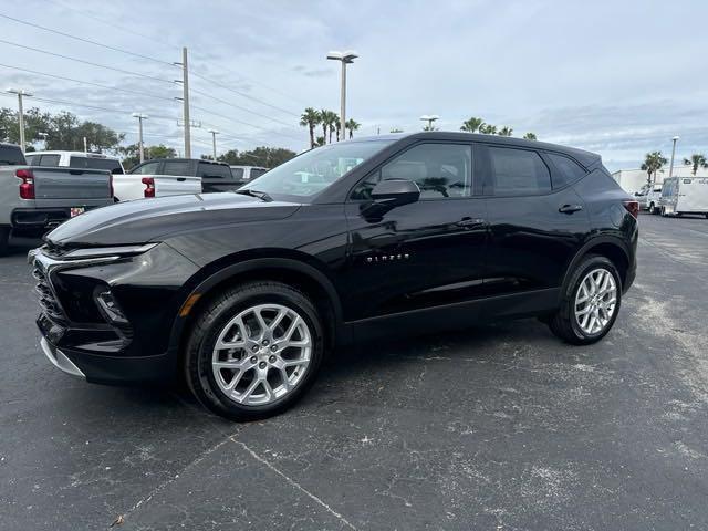 new 2025 Chevrolet Blazer car, priced at $37,585