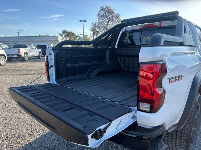 new 2025 Chevrolet Colorado car, priced at $41,115