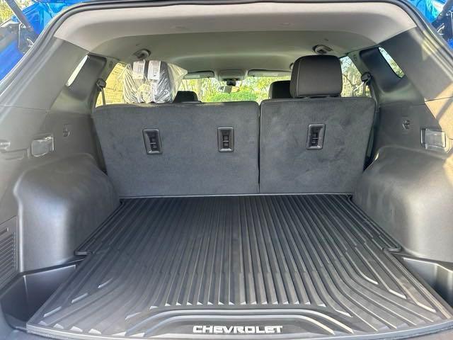 new 2025 Chevrolet Blazer car, priced at $32,555
