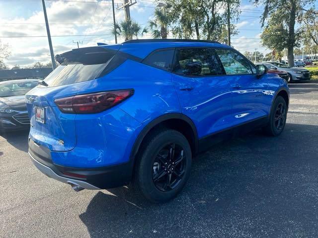 new 2025 Chevrolet Blazer car, priced at $32,555
