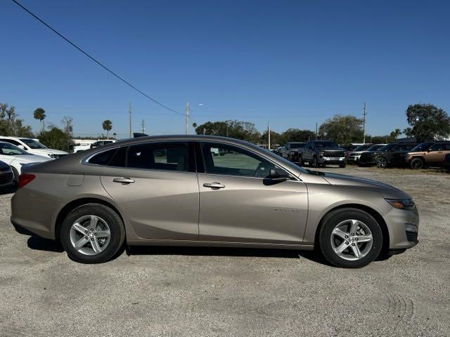 new 2025 Chevrolet Malibu car, priced at $21,995