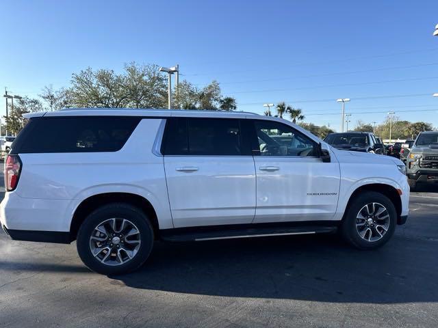 new 2024 Chevrolet Suburban car, priced at $65,561