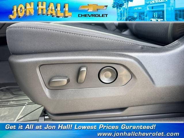 new 2025 Chevrolet Silverado 1500 car, priced at $42,593