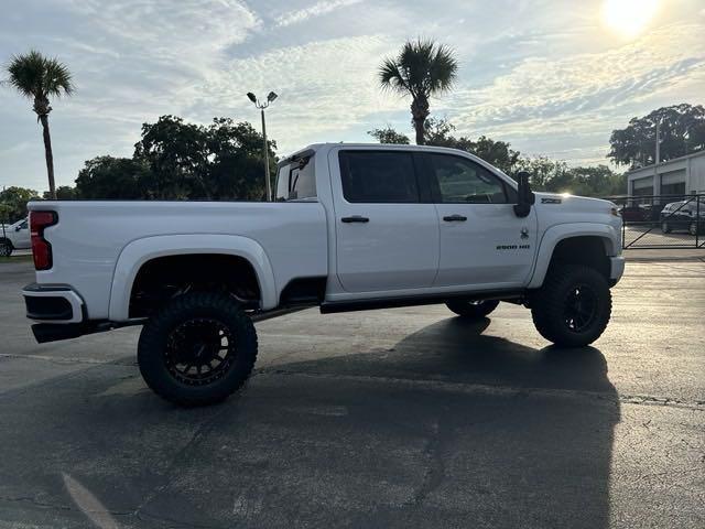 new 2024 Chevrolet Silverado 2500 car, priced at $109,990