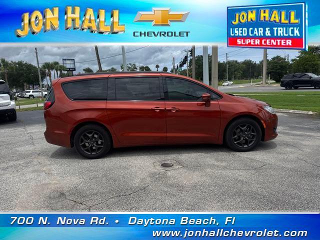used 2018 Chrysler Pacifica car, priced at $11,978