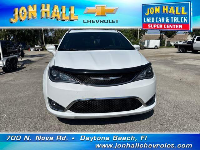 used 2020 Chrysler Pacifica car, priced at $19,978