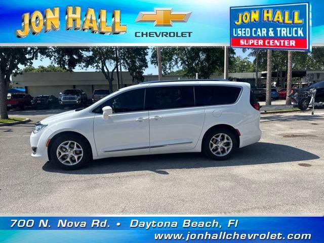 used 2020 Chrysler Pacifica car, priced at $19,978