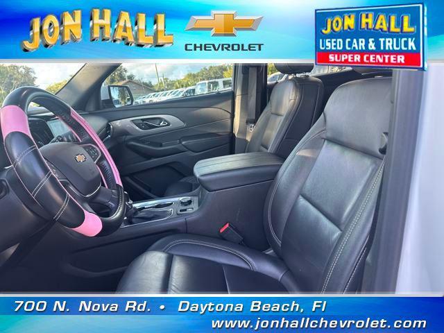 used 2022 Chevrolet Traverse car, priced at $23,978