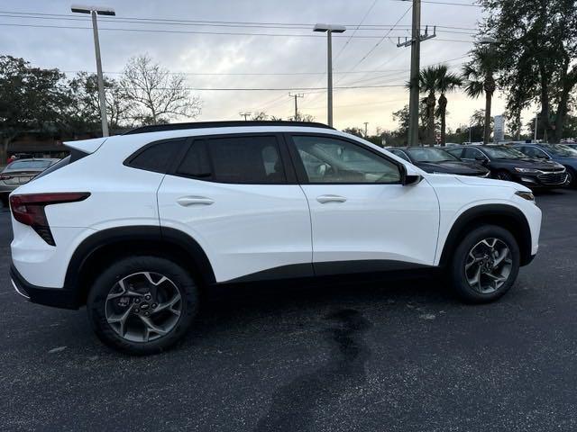 new 2025 Chevrolet Trax car, priced at $24,985