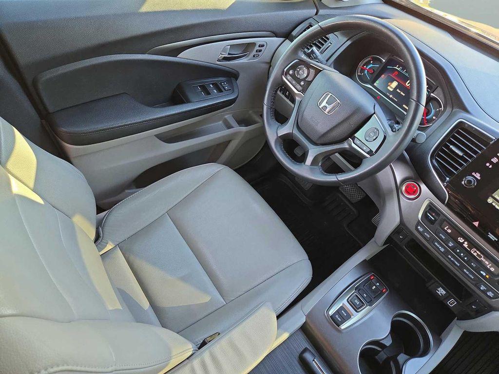 used 2022 Honda Pilot car, priced at $23,998