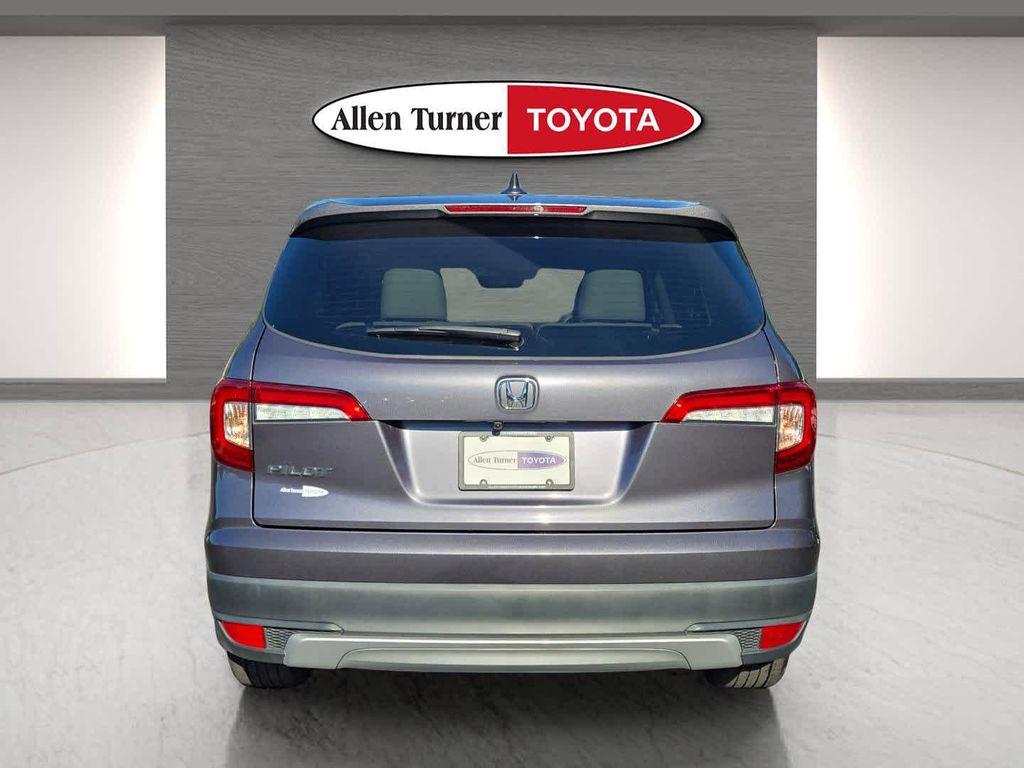 used 2022 Honda Pilot car, priced at $23,998