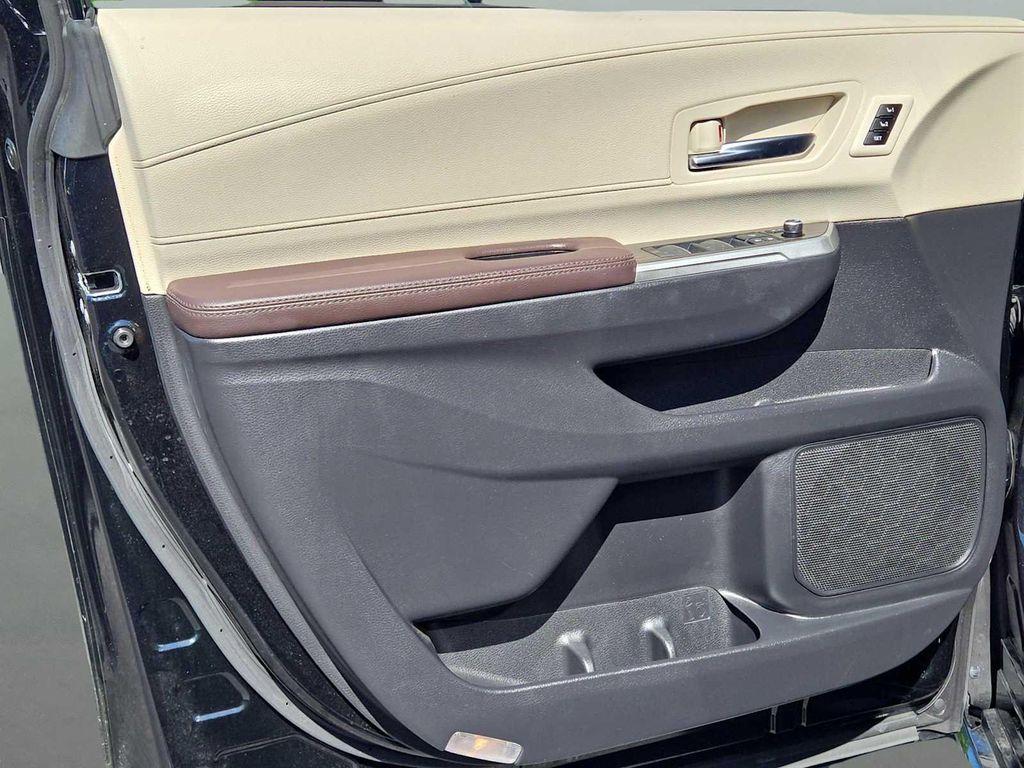 used 2024 Toyota Sienna car, priced at $51,475