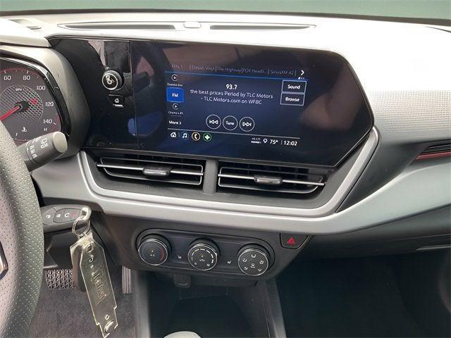 used 2025 Chevrolet Trax car, priced at $22,131