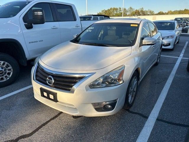 used 2015 Nissan Altima car, priced at $10,825