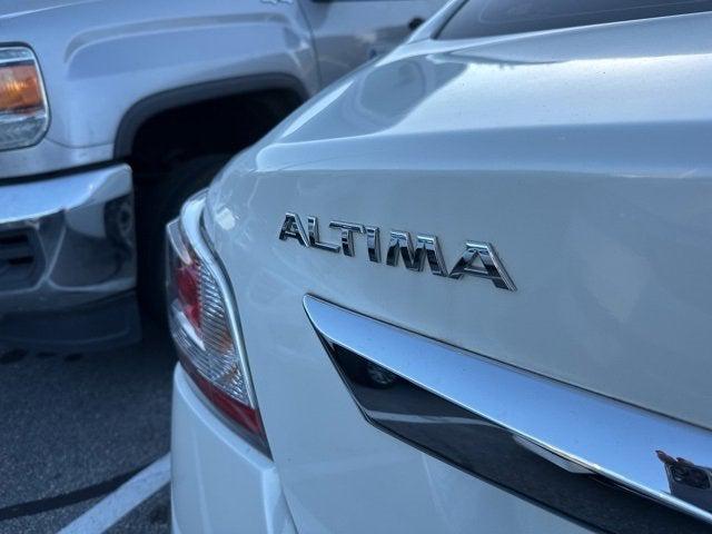 used 2015 Nissan Altima car, priced at $10,825