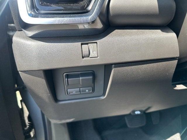 new 2025 GMC Canyon car, priced at $39,490